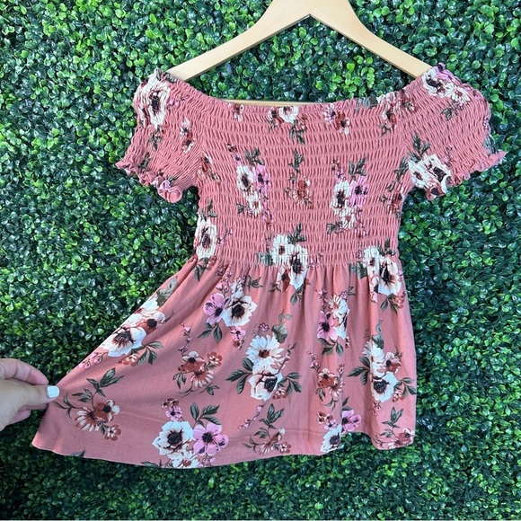 Mauve pink floral smocked off shoulder top - Picture 1 of 4